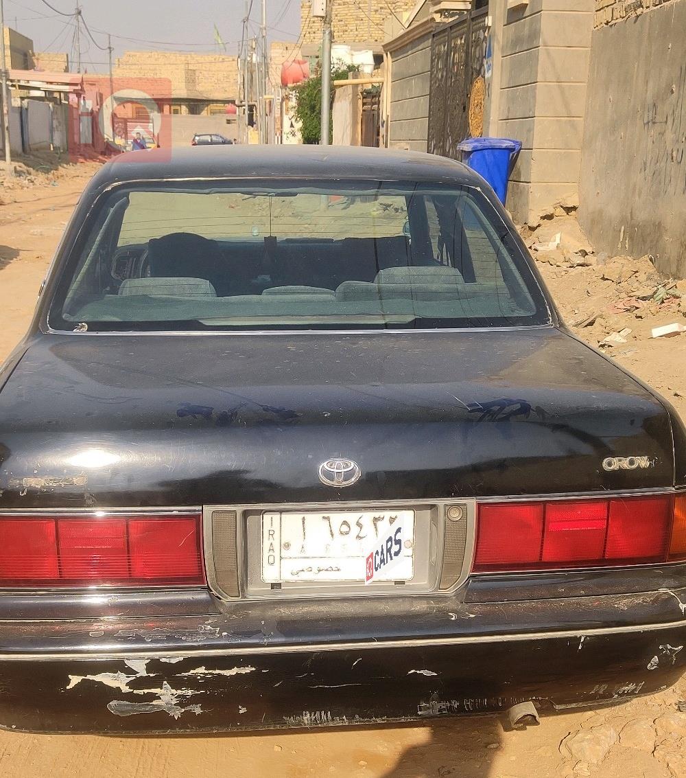 تۆیۆتا کراون